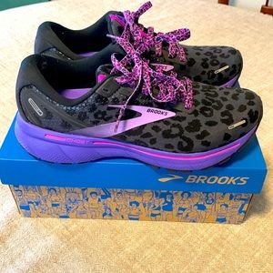 Brooks ghost 14, size 8
